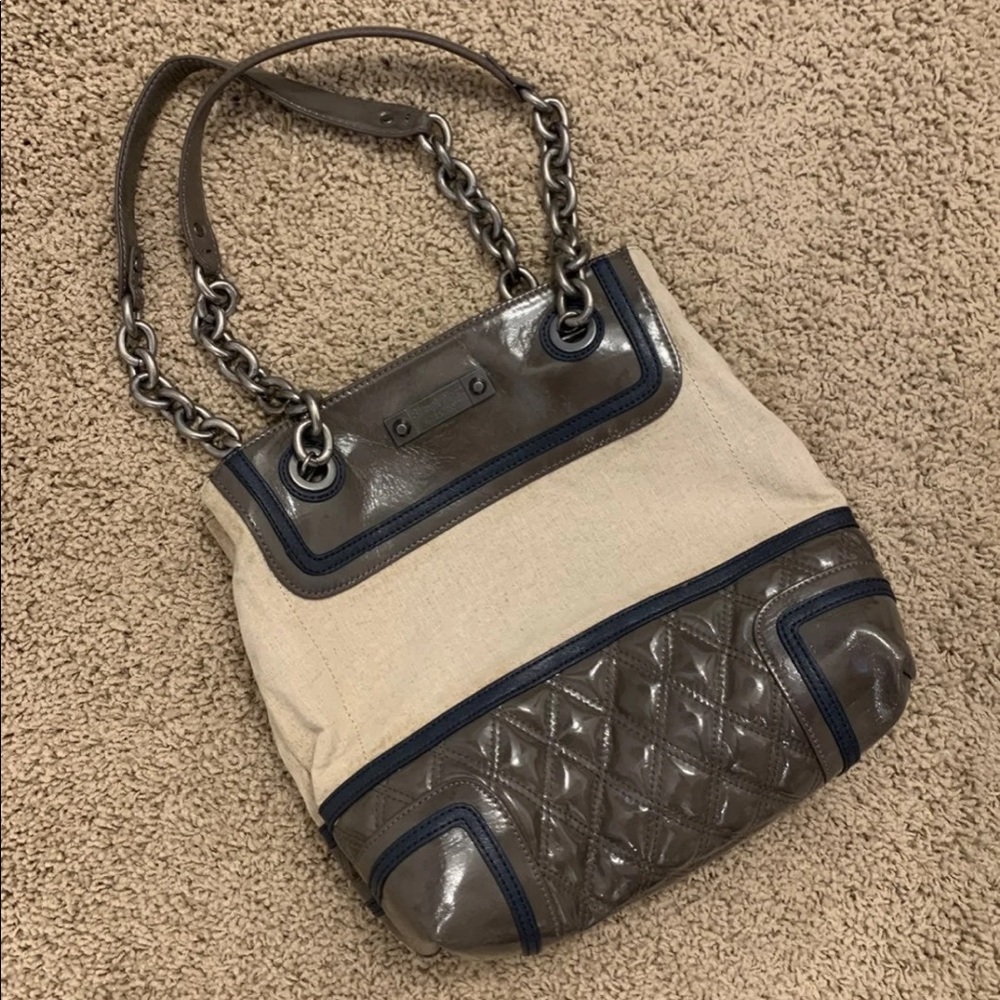 VeraWang Tan Quilted Purse with many pockets